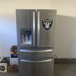 refrigerator 