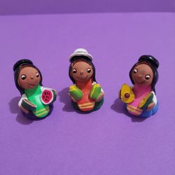 Vintage Handmade Clay Mini Dolls 1.5", Bolivian Cholitas with Fruits Set - 3