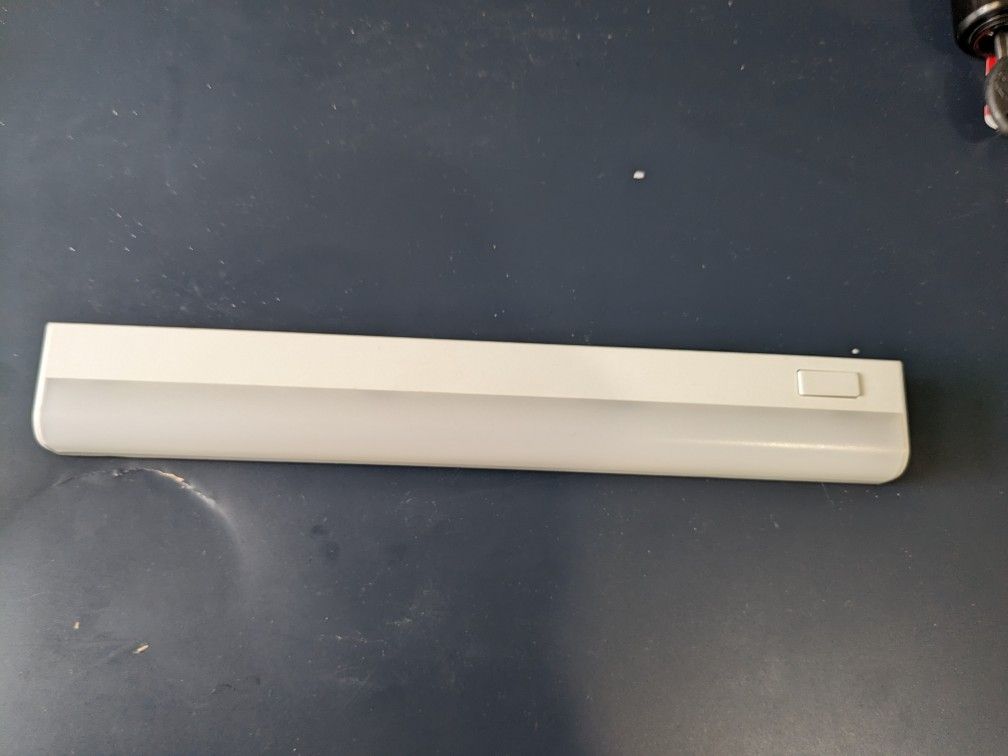 Small Mountable Bar Light