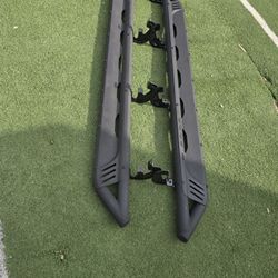 2026 GMC SIERRA METAL RUNNING BORDS CREW CAB