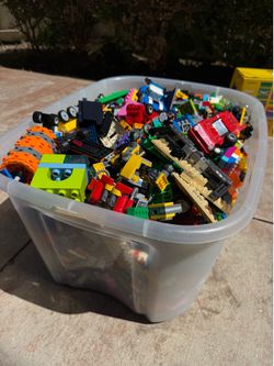 Large Lot of Genuine LEGO Bricks & Pieces