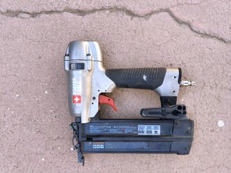 Nail gun