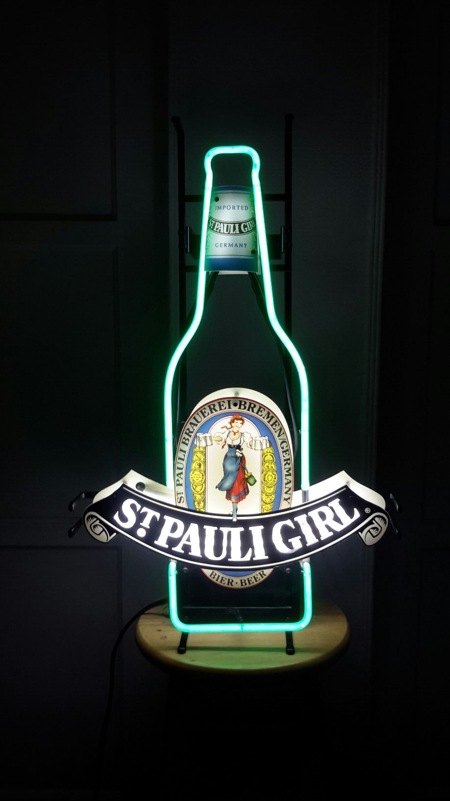 ST. PAULI GIRL NEON SIGN.