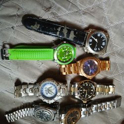 LOT OF WATCH'S 