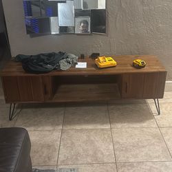 Wooden Tv Stand 