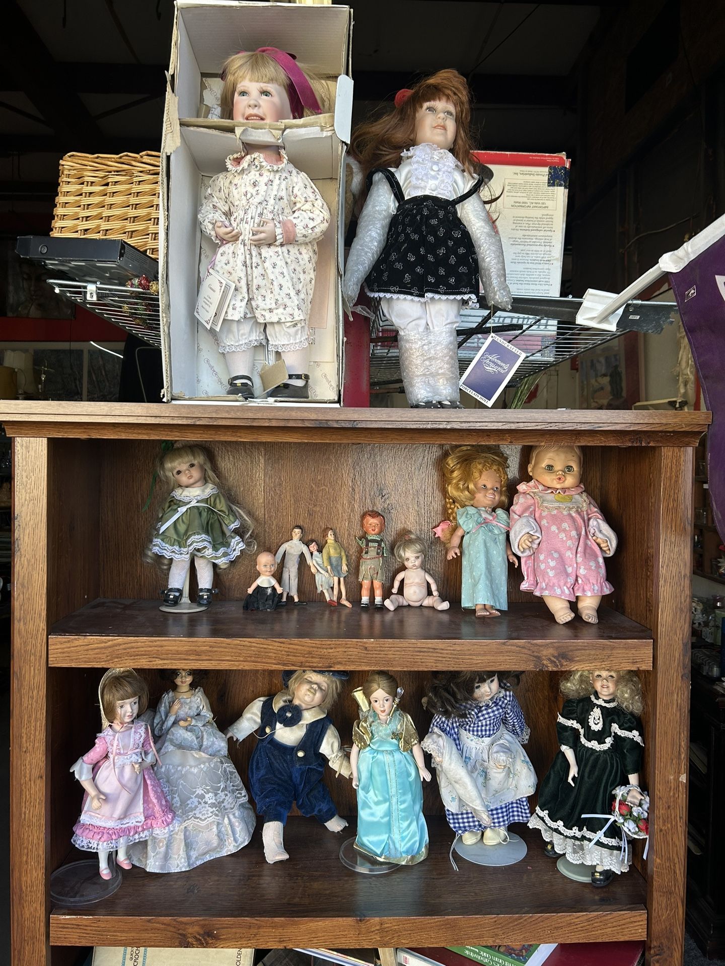 17 Dolls
