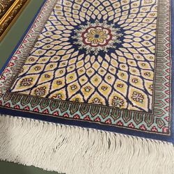 Persian Handmade Carpet (SILK & AUTHENTIC) Thumbnail