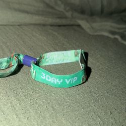EDC Sunday VIP