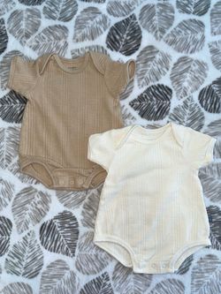 Modern moments 0-3 months baby boy bodysuits romper