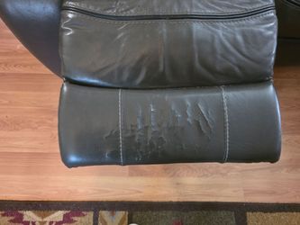Electric Reclining Couch