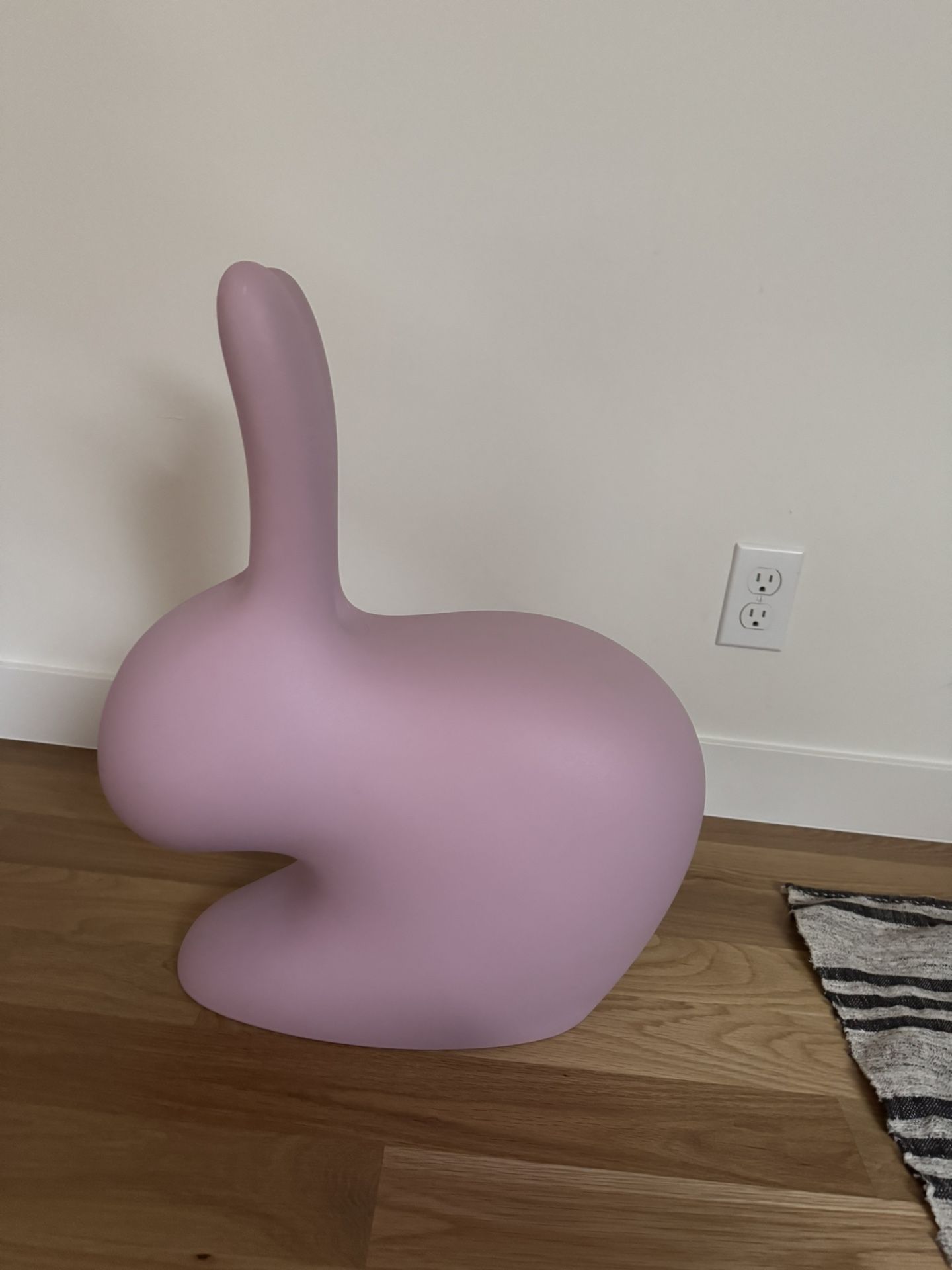 Rabbit Indoor/Outdoor Baby Chair