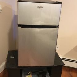 Whirlpool 3.1cu.ft. Refrigerator/Freezer 