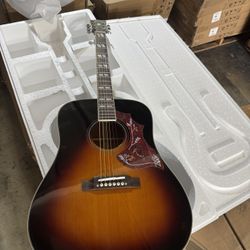 New in a sealed box Chibson Hummingbird Standard (D787)