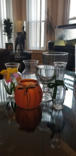 Vase for Flowers. (Floreros)