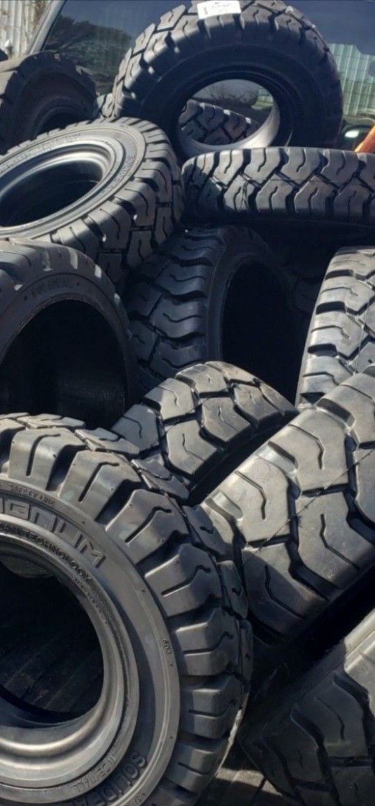 All Terrain Forklift Tires