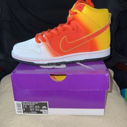 Nike SB Dunk High Pro Candy Corn