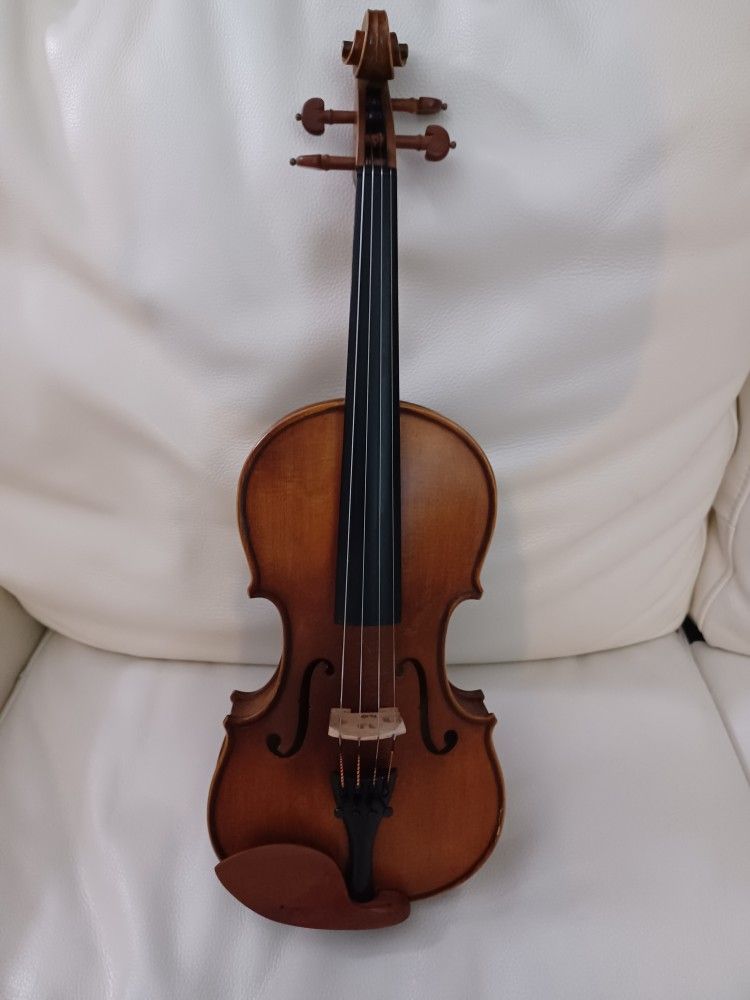 Borneo 3/4 Violin