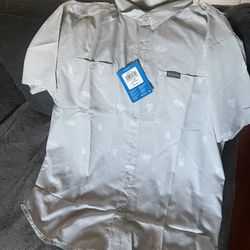 columbia mens shirts Large omni shade 40 upf  new with tags