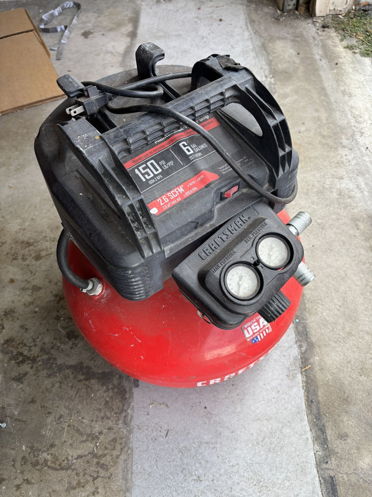 Air Compressor And Hose 6 - Gallon 150 Psi