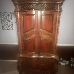 Solid Wood Ashley Claw Foot Armoire 