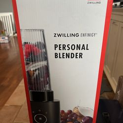 ZWILLING Enfinigy Personal Blender 20 oz, Black, Brand New for Sale in East  Patchogue, NY - OfferUp