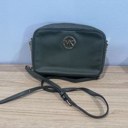 Michael Kors Pebbled Leather Crossbody – Dark Green with Gold Chain