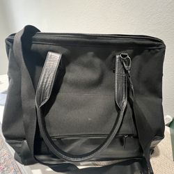 Beis “The Weekender Bag”