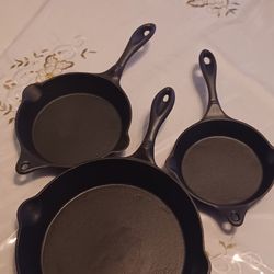 Cast Iron Cooking Set