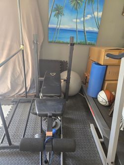 Weight bench with weights