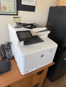 HP color laser jet pro M479