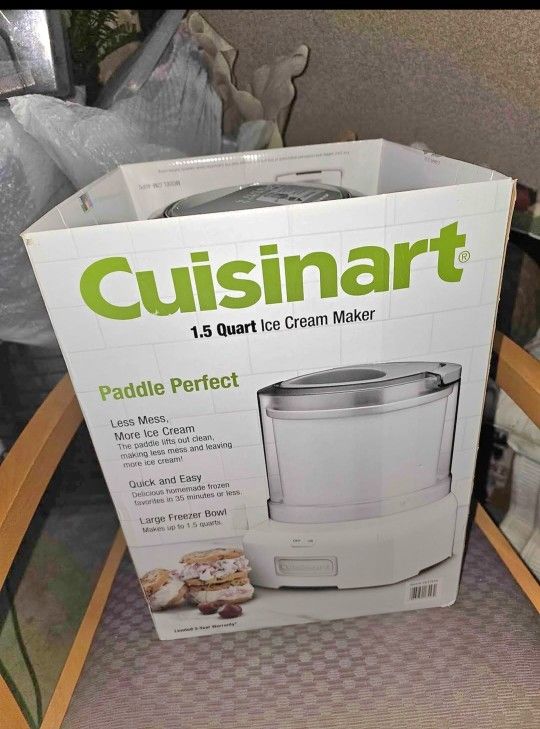 Ice Cream Maker Works Good $25 Price Is Firm