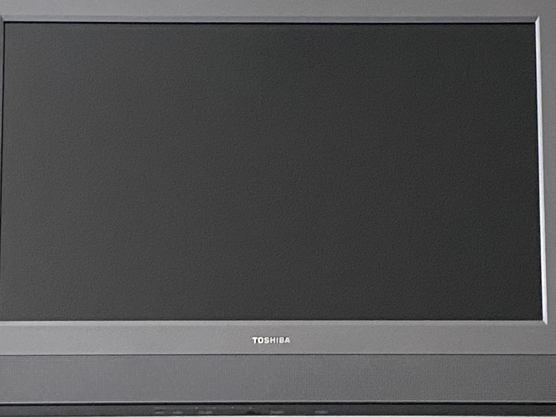 26 Inch LCD Toshiba Tv