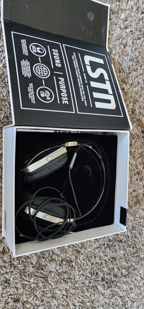 Head Phones