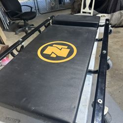 Northern tool crawler
