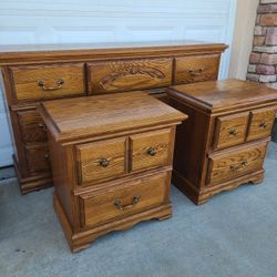 Dresser Set