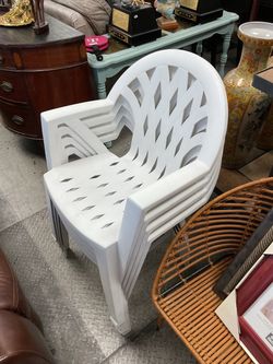 Set of 4 White Plastic Stackable Patio Chairs