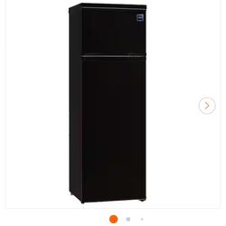 Hisense 10 Cu Ft Top Freezer Refrigerator 