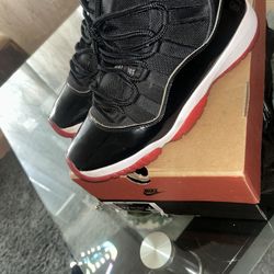 Air jordan bred 11s