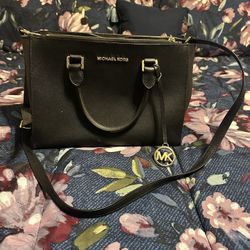 Black MK purse