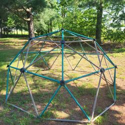Play Dome