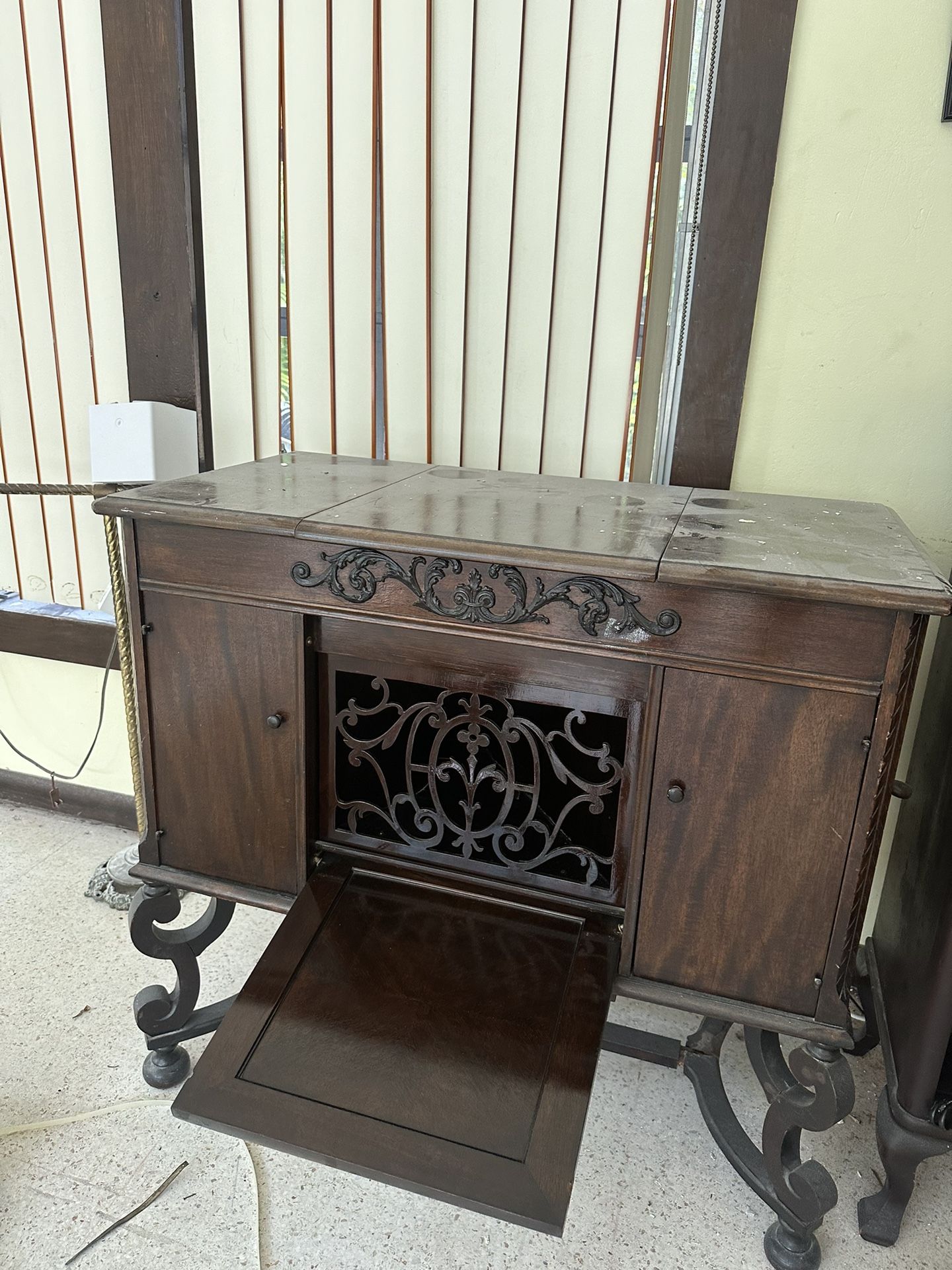 Sonora Phonograph Vintage Antique Record Player