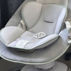 Mom Cozy Baby Swing And Rocker 