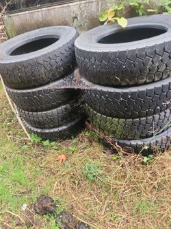 245/70r19.5 Goodyear load range key regroupable radios mud and snow have eight total