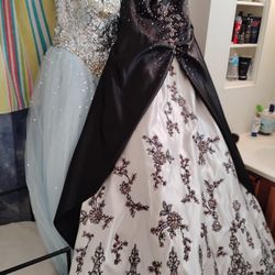 Prom Dresses 