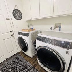 GE front load washer and gas dryer SET