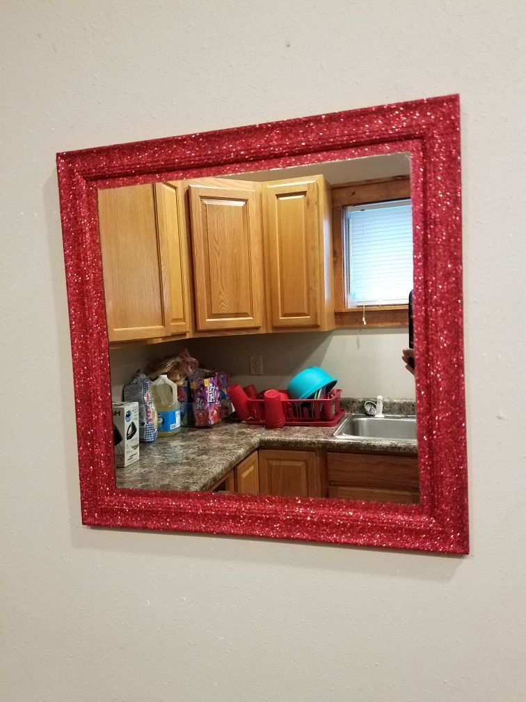 Customized Red Glitter Wall Mirror