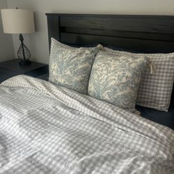 Throw Pillows