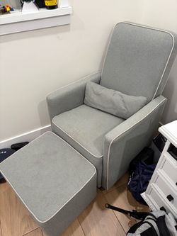 Gray Upholstered Glider Chair with Ottoman