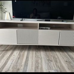 62’ TV Console 