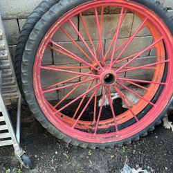 Wagon wheels Old